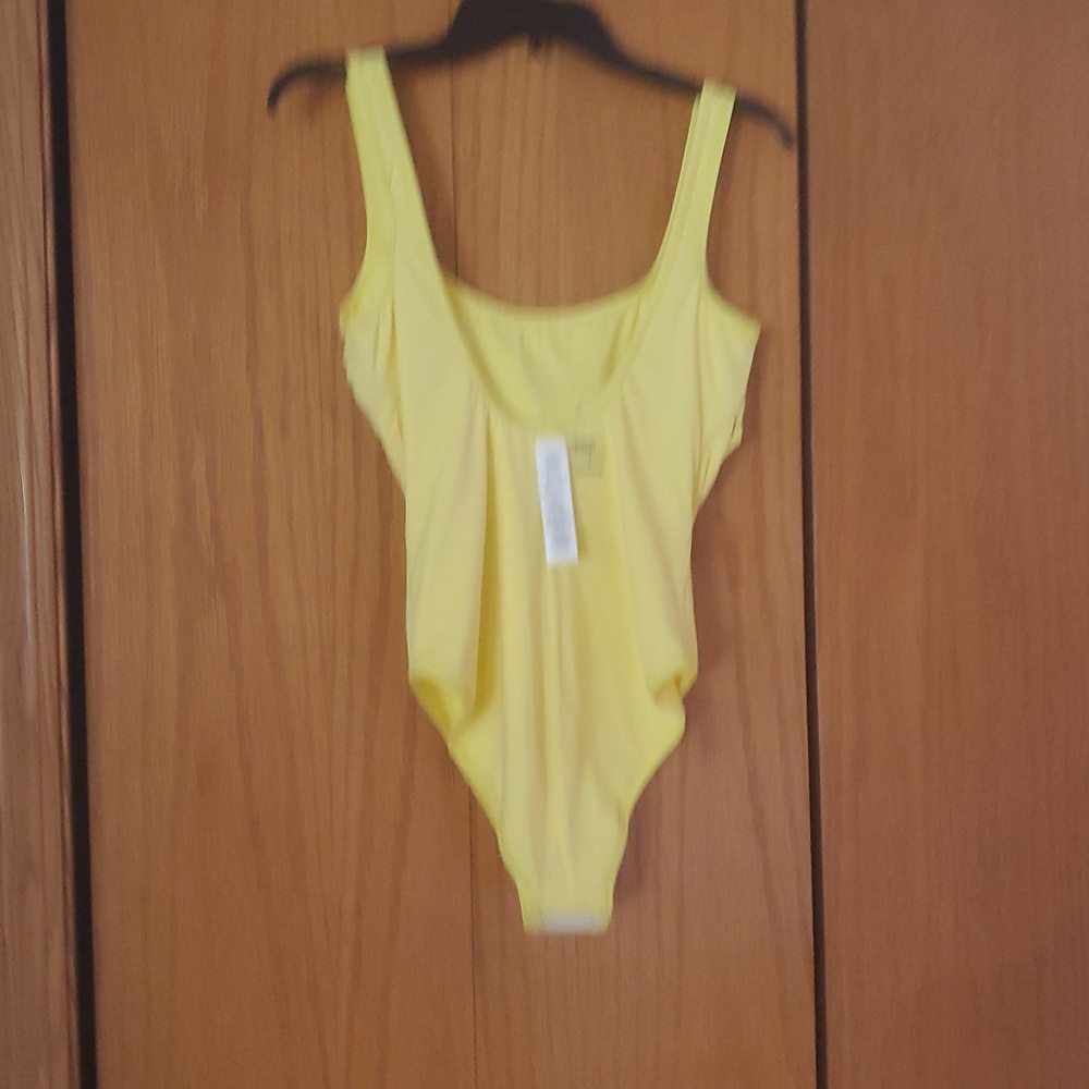 POLO RALPH LAUREN MARTINIQUE ONE PIECE SWIMSUIT / LARGE /COLOR: YELLOW - Picture 7 of 11